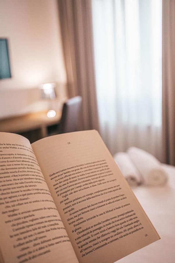 Hotel Moresco سانتا تيريزا غالّورا المظهر الخارجي الصورة